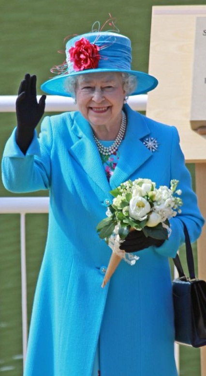 Queen Elizabeth Longest Living Monarch