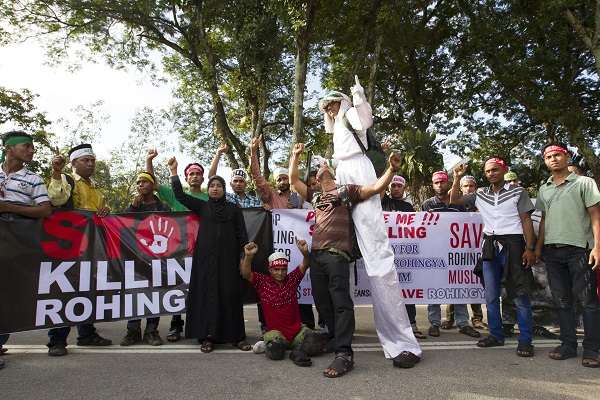 Protestors Speak Out About the Killing of Rohingya