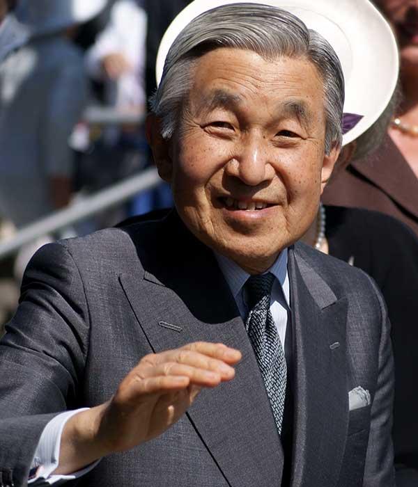 Akihito 