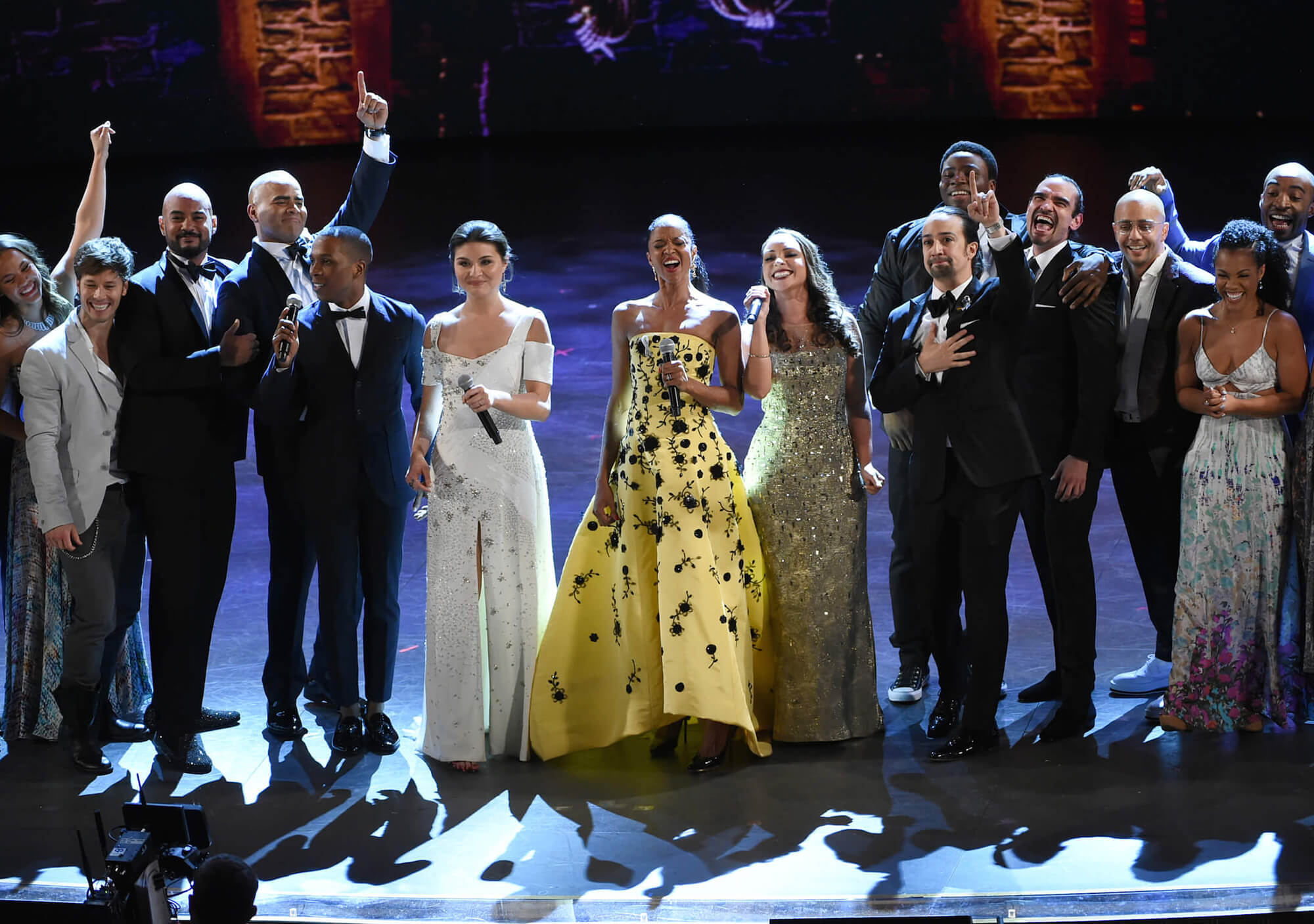 Cast of Hamilton winning at the 2016 Tony Awards