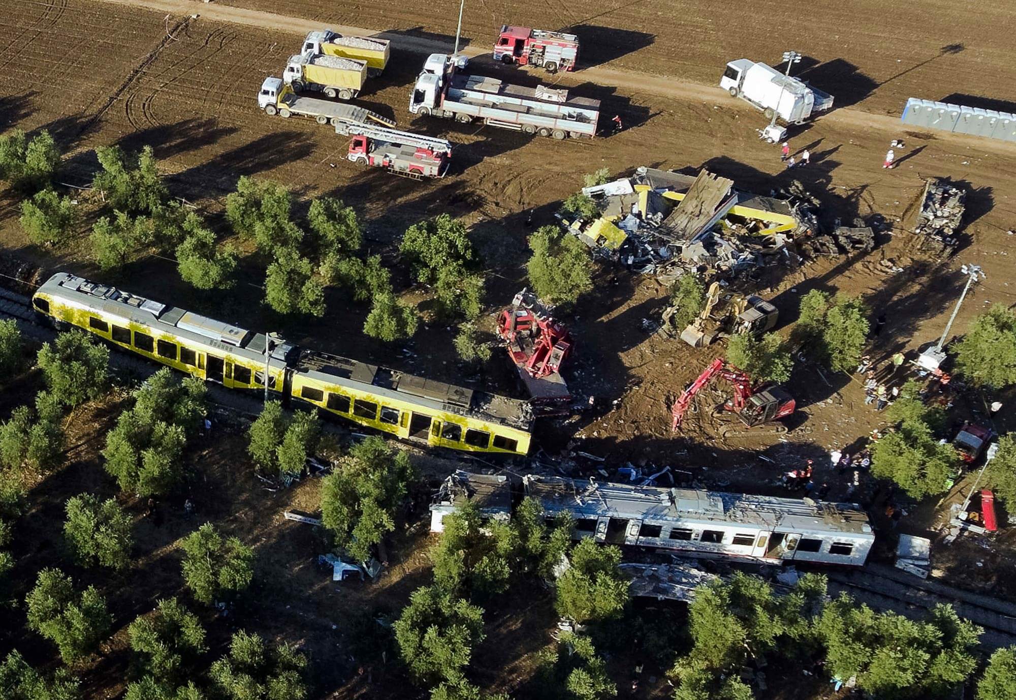 Image of train crash