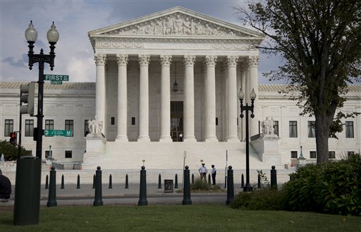 picture of U.S. Supreme Court building in Washington, D.C.