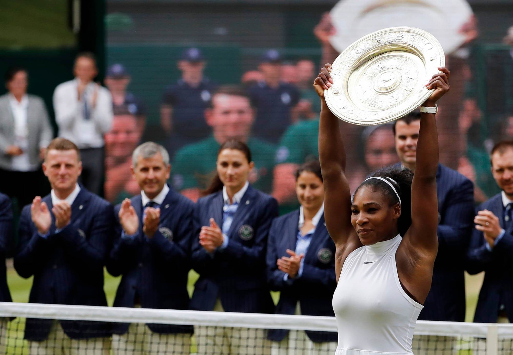 Image of Serena Williams after Wimbledon win with trophy