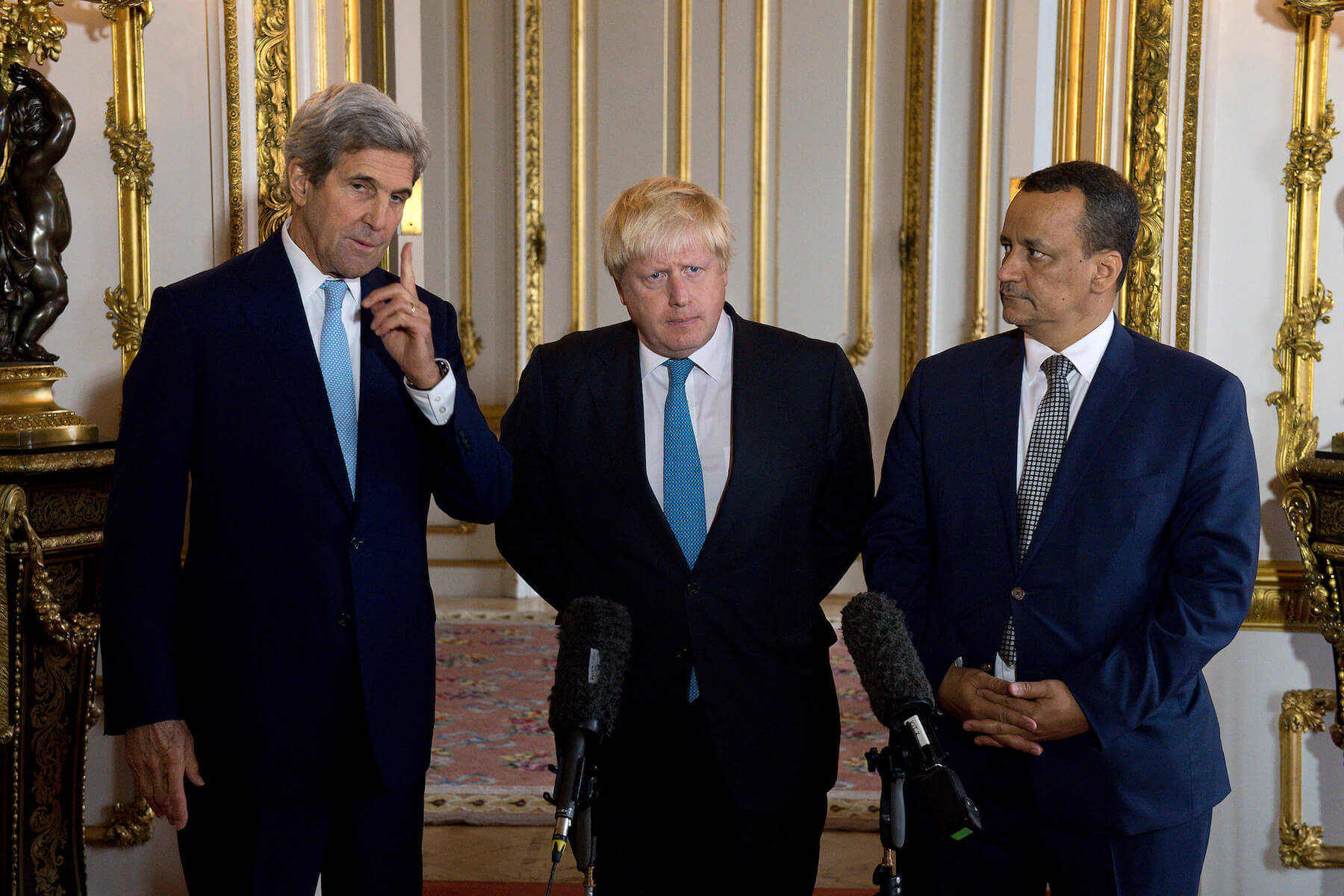 US Secretary of State John Kerry, British Foreign Secretary Boris Johnson and UN Special Envoy for Yemen Ismail Ould Cheikh Ahmed