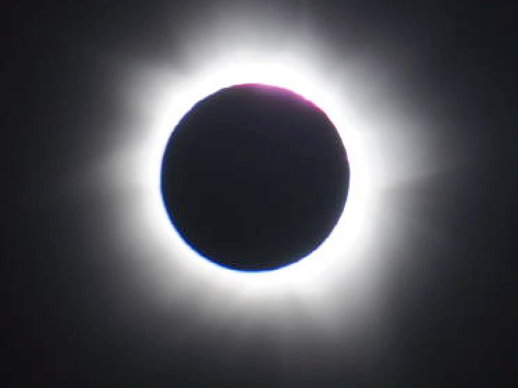 how to safely view the total eclipse