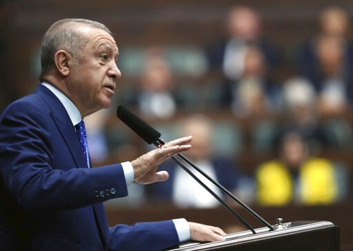 Turkey blocks Nato