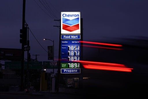 Gas prices in US rise to historic levels