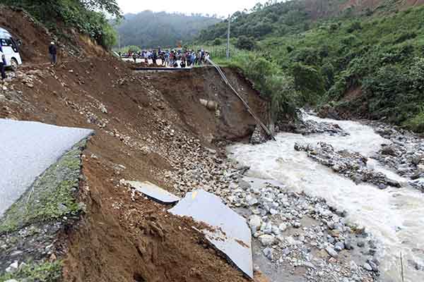 Vietnam Landslides