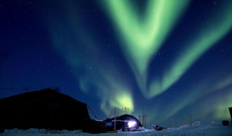 Canadian Fran Phipps became the first woman to reach the North Pole. 