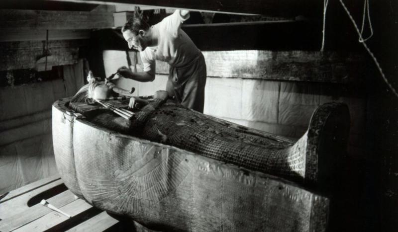 Howard Carter and Lord Carnarvon became the first to enter the tomb of King Tutankhamen (Tut) since 